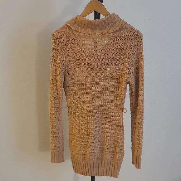 Small Charlotte Russe Pink Cowl Neck Sweater/Sweater Dress - Picture 4 of 6